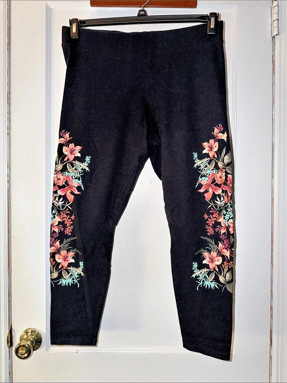 Torrid Floral Leggings Black & Pink Size 2